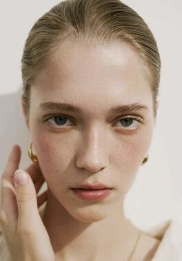 /models/Albina/IMG_6121.jpeg